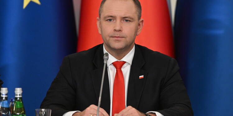 Wojska NATO w Polsce. Prezydent podpisał postanowienie 1 Warszawa, 11.09.2025. Prezydent RP Karol Nawrocki na posiedzeniu Rady Bezpieczeñstwa Narodowego w Pa³acu Prezydenckim w Warszawie, 11 bm. Posiedzenie RBN dot. naruszenia polskiej przestrzeni powietrznej przez rosyjskie drony. (aldg) PAP/Radek Pietruszka