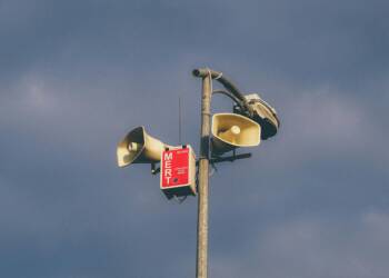 Sposób ogłaszania i odwoływania alarmów oraz komunikatów ostrzegawczych 2 pexels hakan kayahan 1453673684 27076960