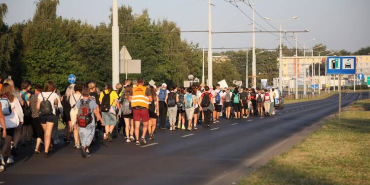 Maryjne święto w Wąwolnicy. Pielgrzymki wyruszą z całego regionu 1 2024.08.31. LUBLIN . PIELGRZYMKA DO WAWOLNICY . OBCHODY 46 . ROCZNICA KORONACJI MATKI BOZEJ KEBELSKIEJ .
FOT. PIOTR MICHALSKI