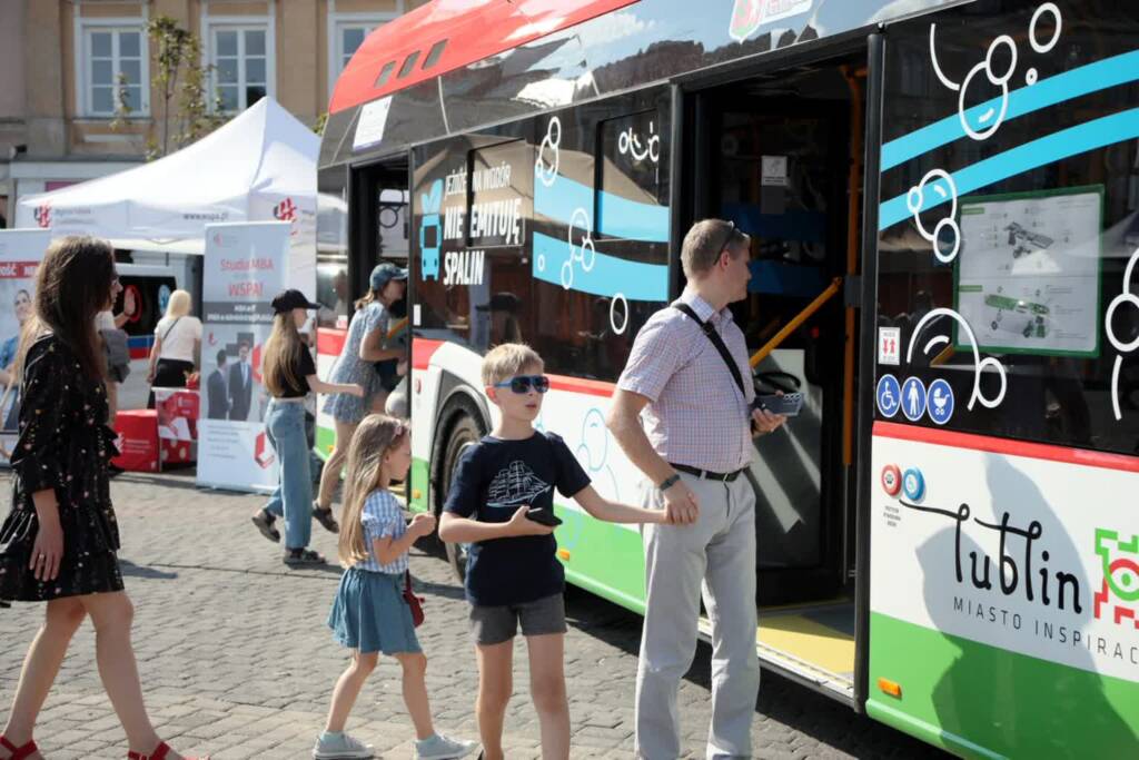 Lublin stawia na edukację drogową. Trwa Tydzień Mobilności 1 pm piknik 170923 028 2023 09 17 154929