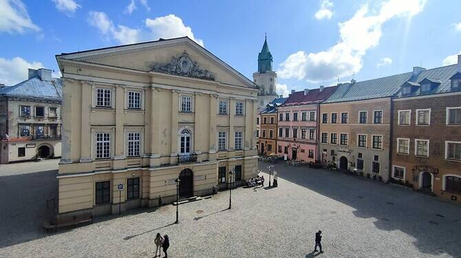 trybunal koronny przy ul. rynek 1l1qUwmGfZlOE6tCTiHtf