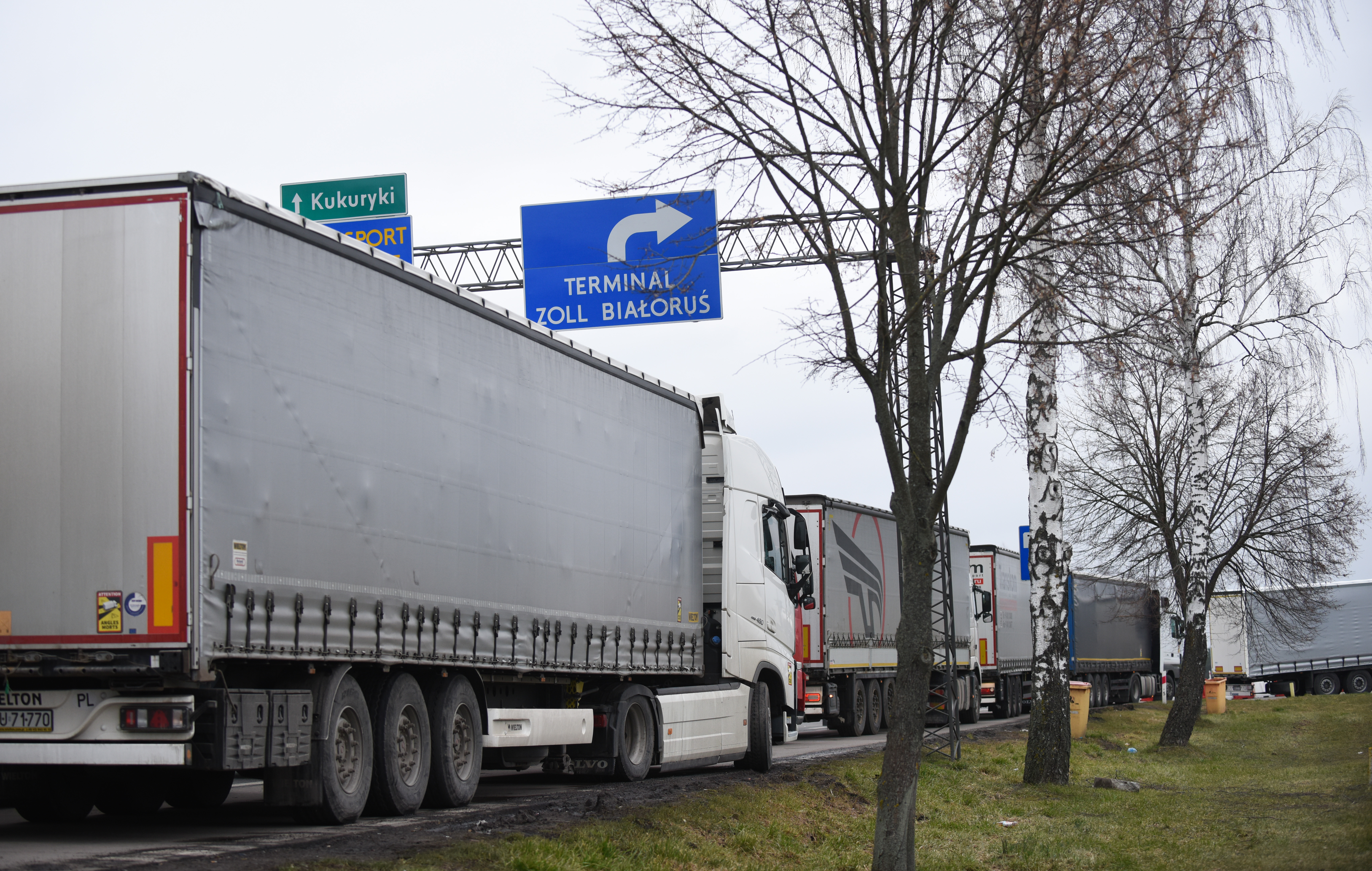 „Konkretna poprawa dla przewoźników”. Podwoi się liczba odpraw na granicy