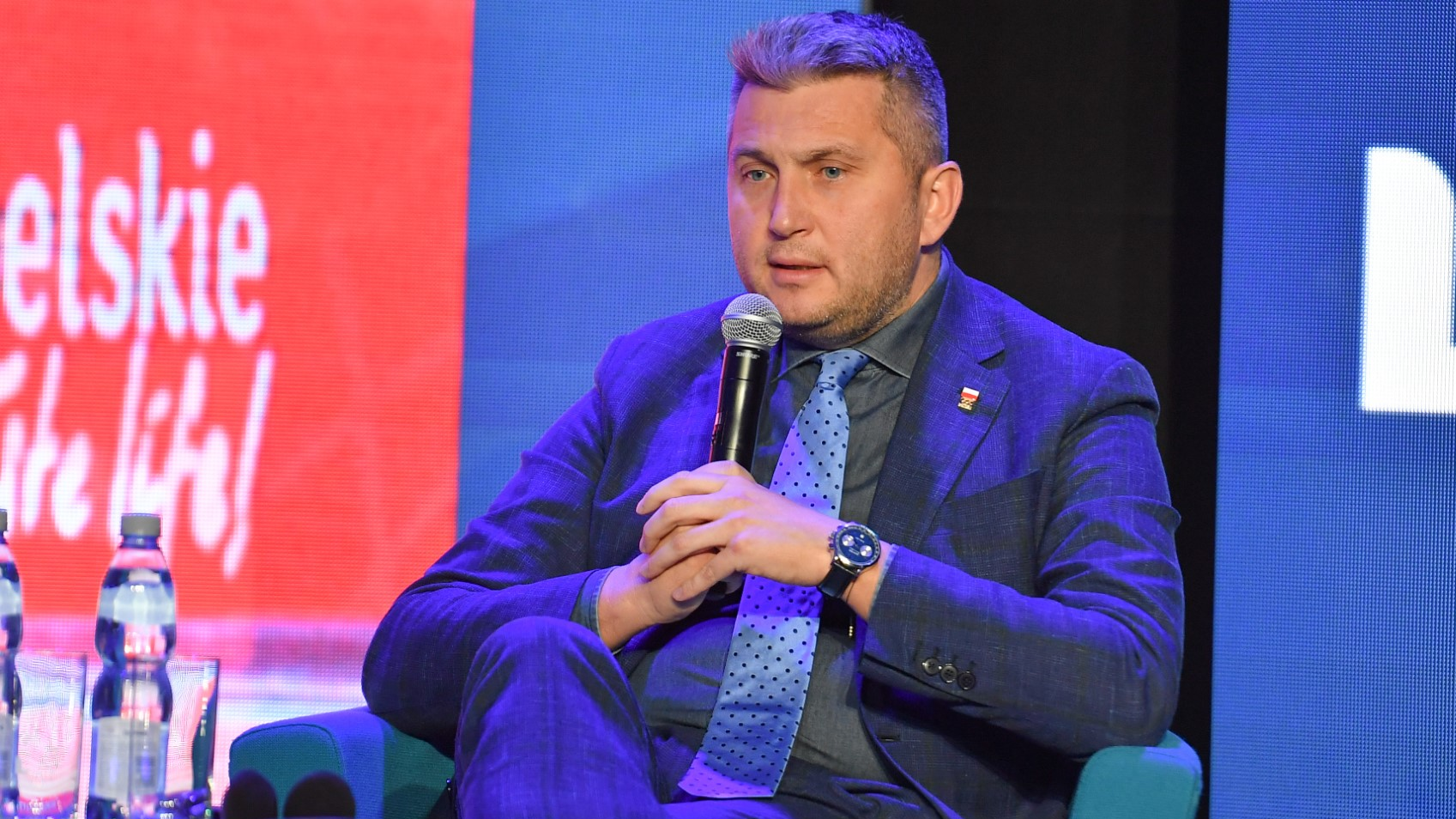 „Nie muszę pytać się o podpisywane umowy”. Prezes PKOl odpowiada ws. giełdy kryptowalut