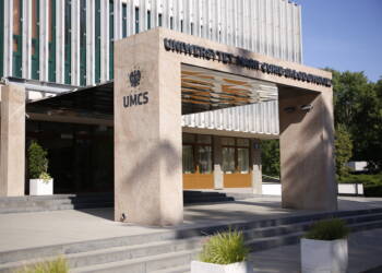 Znany profesor zawieszony w pełnieniu obowiązków wykładowcy 4 EAttachments80551478fda24505f01a8d007f817ae377f9144