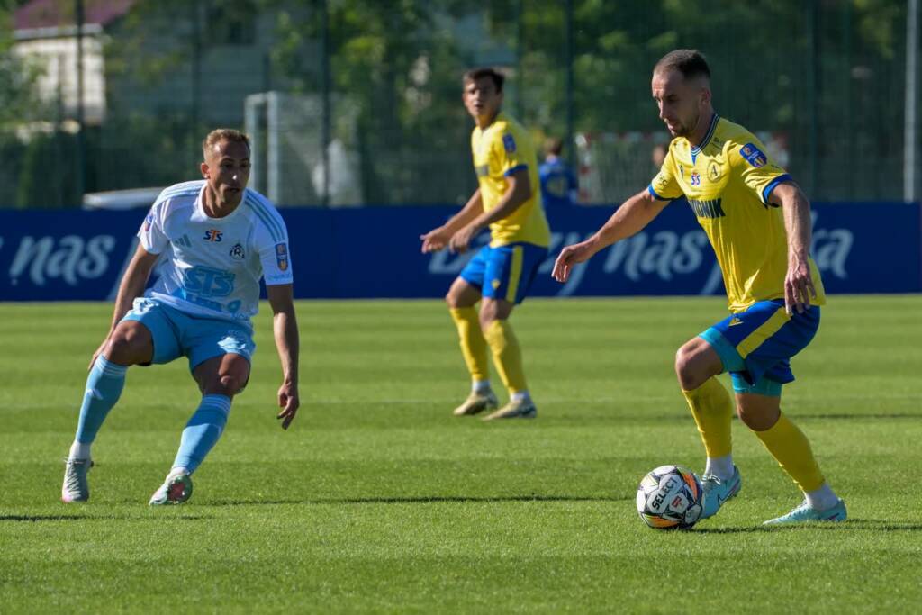 III liga: sobota pod znakiem remisów 1 EAttachments8977778fafdefdce71253a6a4a4147b59b9d646 xl