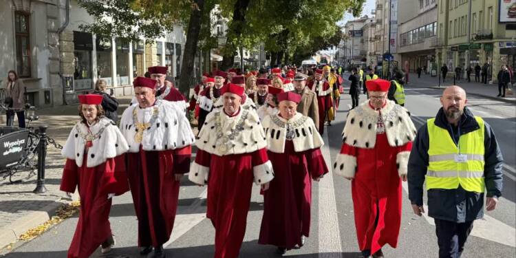 EAttachments89887096e9626c69add530deb19ee2ed2d7977f xl