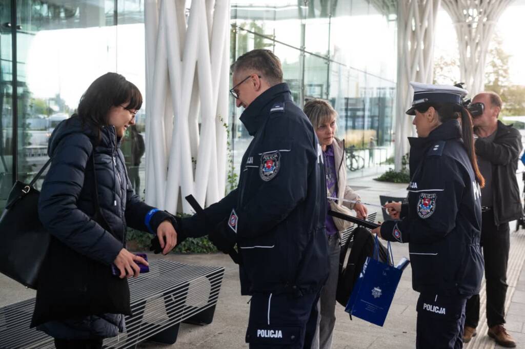 EAttachments8988799ef0027d5b6716fe4120002b44be8477b xl 1