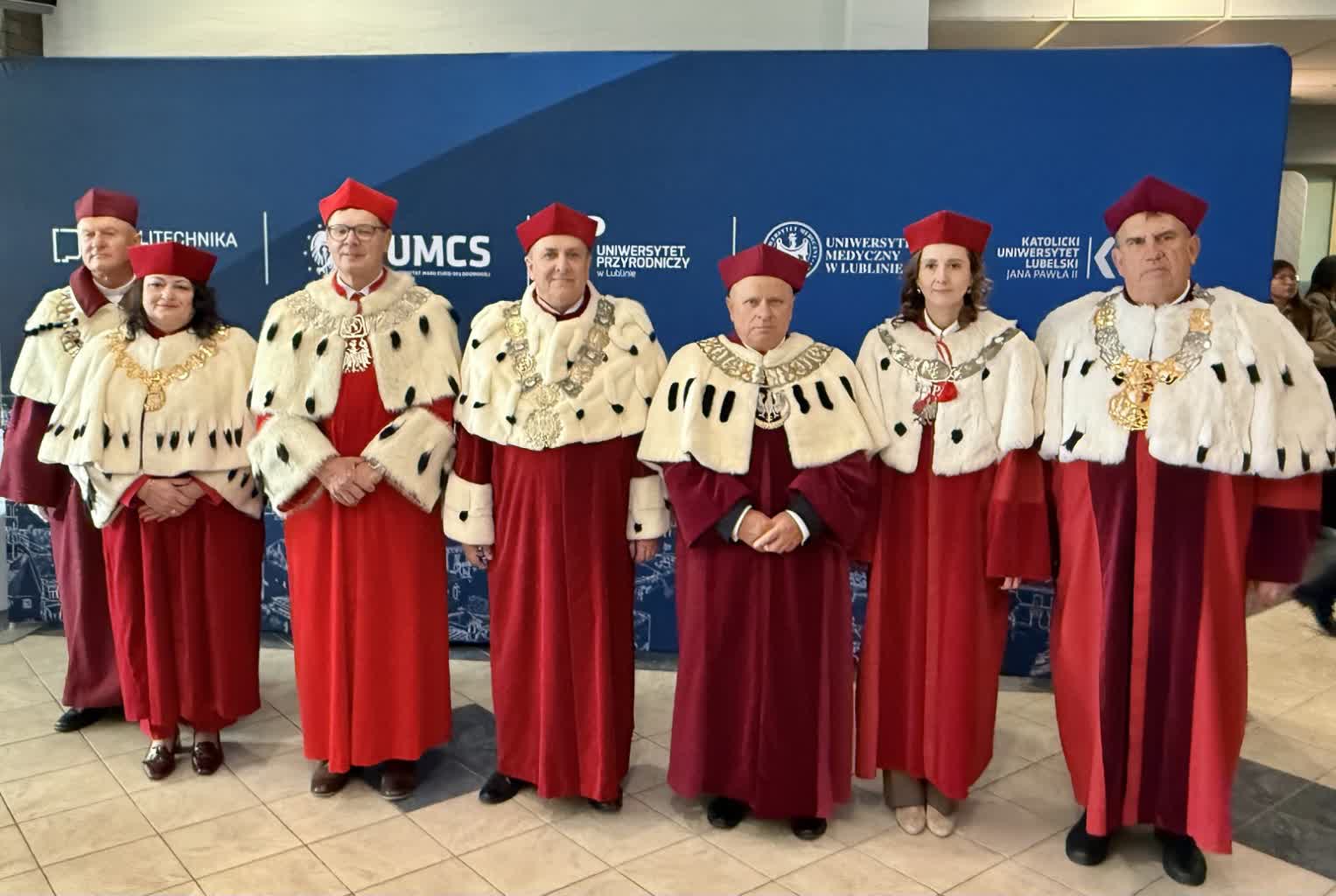 Studentami Lublin stoi. Dylematy i wyzwania w nowym roku akademickim 2 EAttachments89891903e67b79ea0f877476ff028f6b4b04d93_xl.jpg