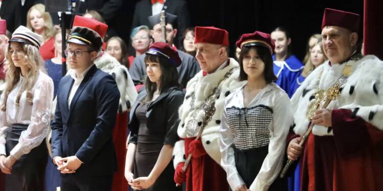 EAttachments89892745f5b1879d3efe563b854cb44abac0170 xl