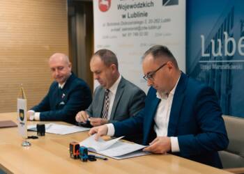 EAttachments8990076d0ea05fd3002eb728c49d7c15aff589c xl