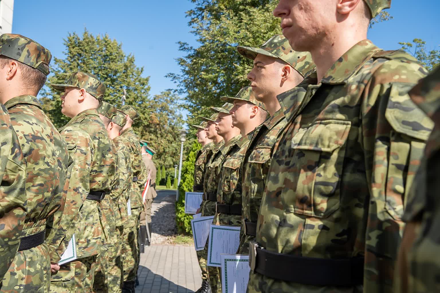 Nabór do Straży Granicznej. Chcą przyjąć 100 osób 2 12-330156.jpg