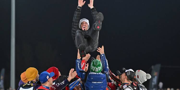 Pożegnanie legendy. Jarosław Hampel nie krył wzruszenia 1 EAttachments8996748fa9f435120b28fbebaf27f99682755a8 xl