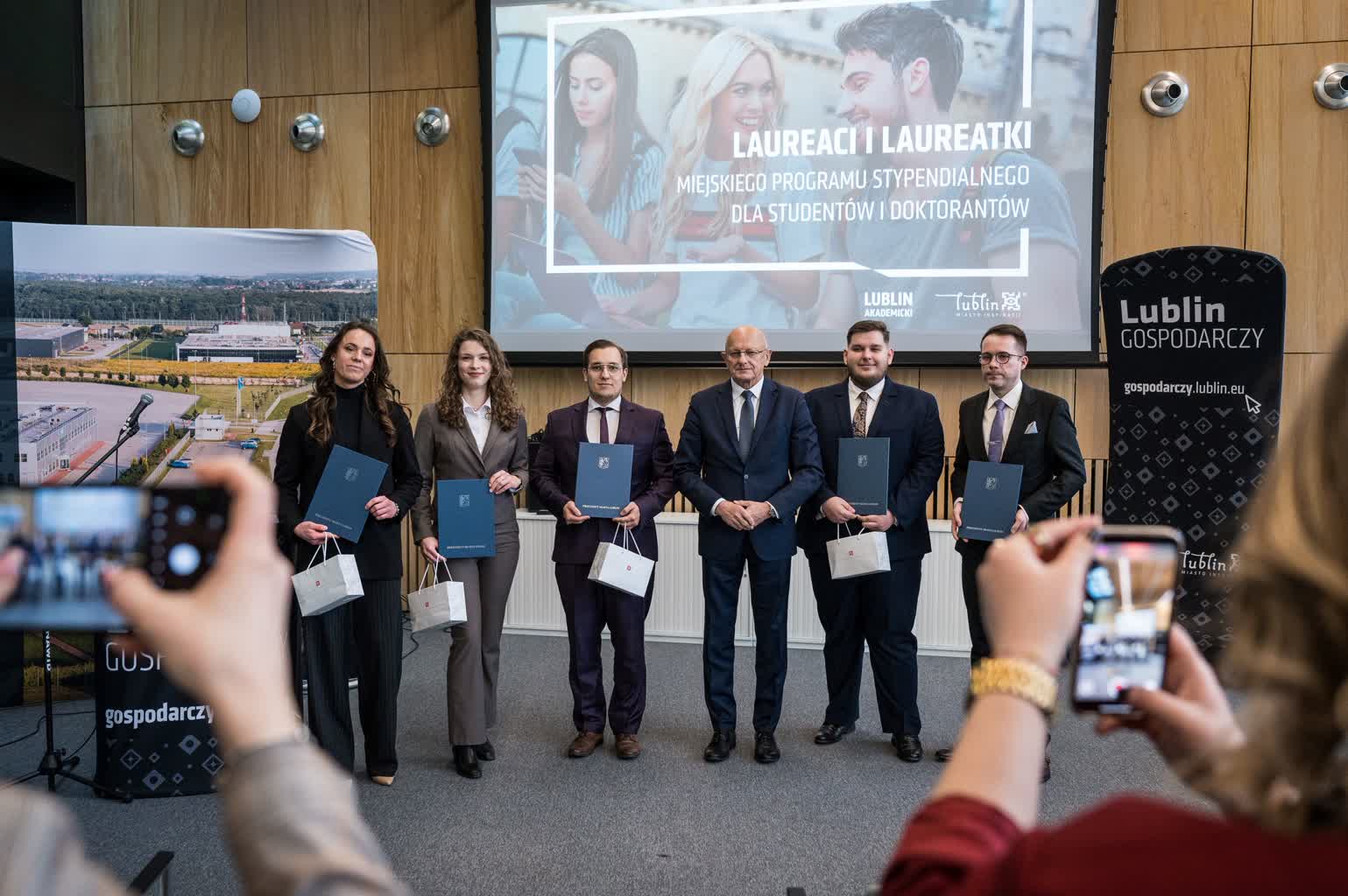 Miejskie stypendia dla studentów i doktorantów 2 Stypendia naukowe Miasta Lublin dla studentów i doktorantów_fot Miasto Lublin(3).jpg