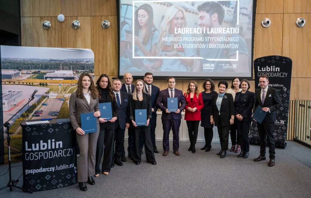 EAttachments89971022918caa73d37356bdb3fea8e7a05937b xl