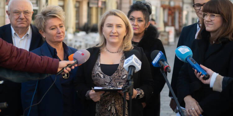 EAttachments8997895e88b345157b7e475690b6685f640b8d4 xl