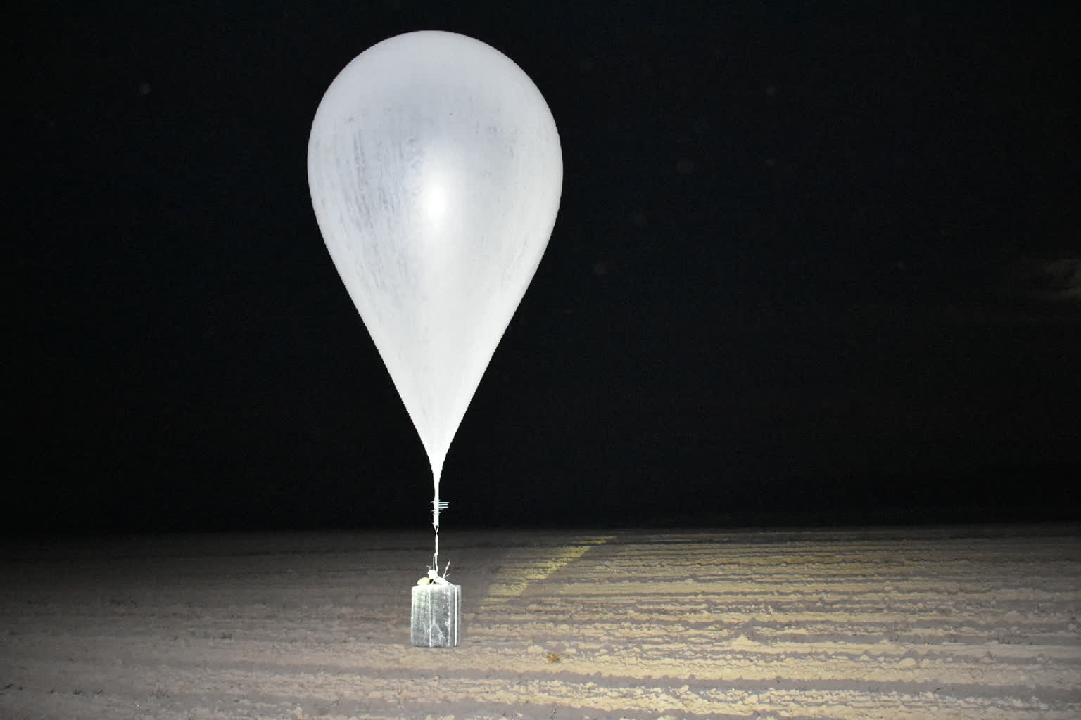 Powiat tomaszowski: balon przemytniczy wylądował na polu