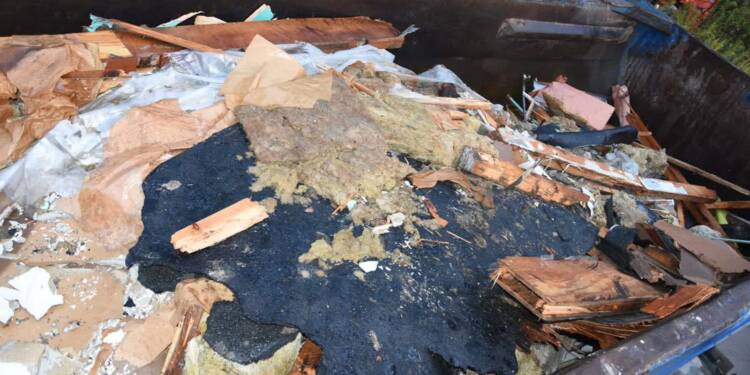 Niebezpieczne odpady na nielegalnym wysypisku. Zatrzymano 50-latka 1 EAttachments900437395e44a16829c8f1c5ab260c94297266e xl