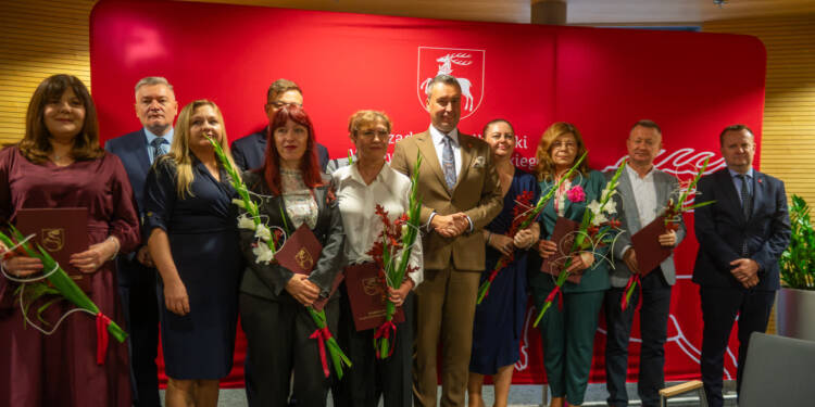 EAttachments9007487b48bf5c9548d955f2adbcf2db73844f0 xl