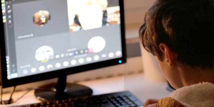 Wirtualne rany bolą naprawdę. Pomocy szukają coraz młodsze dzieci 1 EAttachments9007654e014320b1952d137e0e1b3ed76995cb3 xl