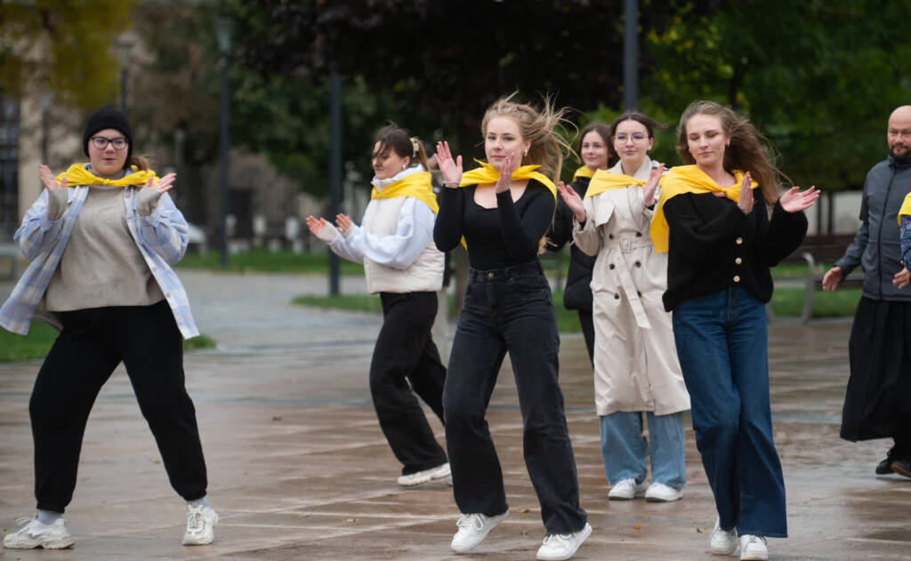 EAttachments900912830d147577ff5fad5907225ca000861d6 xl