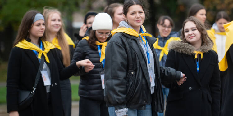 Lubelski taniec na Dzień Papieski 1 EAttachments90092477e2e8cdaafcb3f5299d5592191aec103 xl