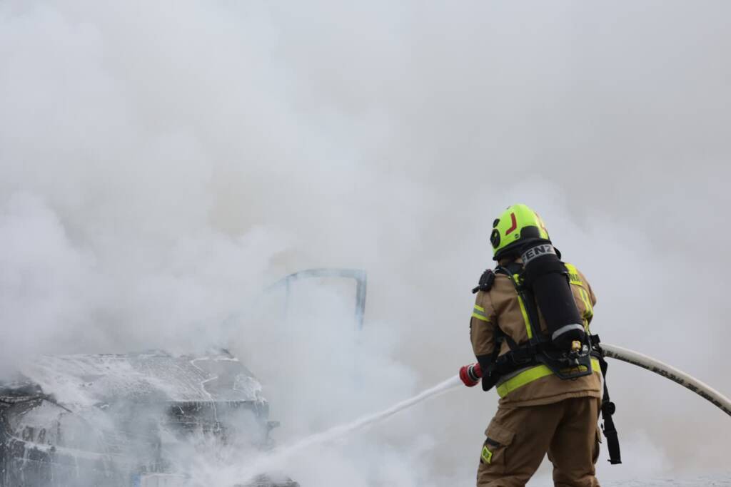 Pożar w salonie samochodowym. Zapaliły się auta 1 EAttachments9009311cca37534681c23e274ae16aa5bf436c3 xl