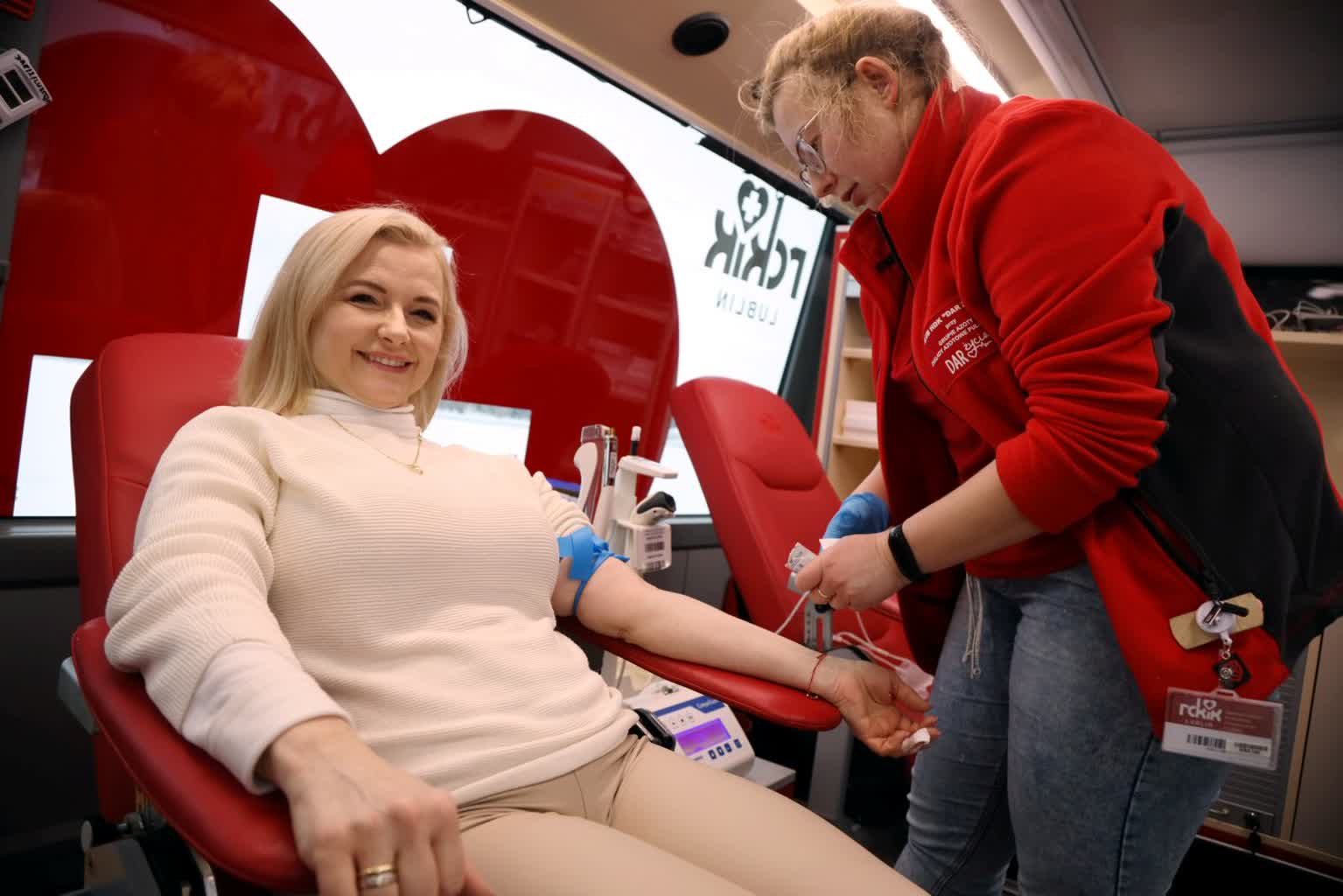 Pilnie potrzebna krew. Dziś dwie akcje krwiodawstwa w regionie [HARMONOGRAM]
