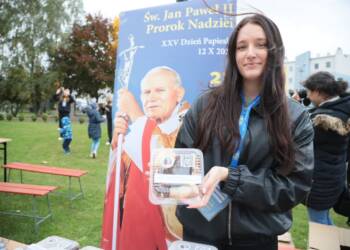 EAttachments901056739ffb64eeabae83eb96676f64ddb577f xl