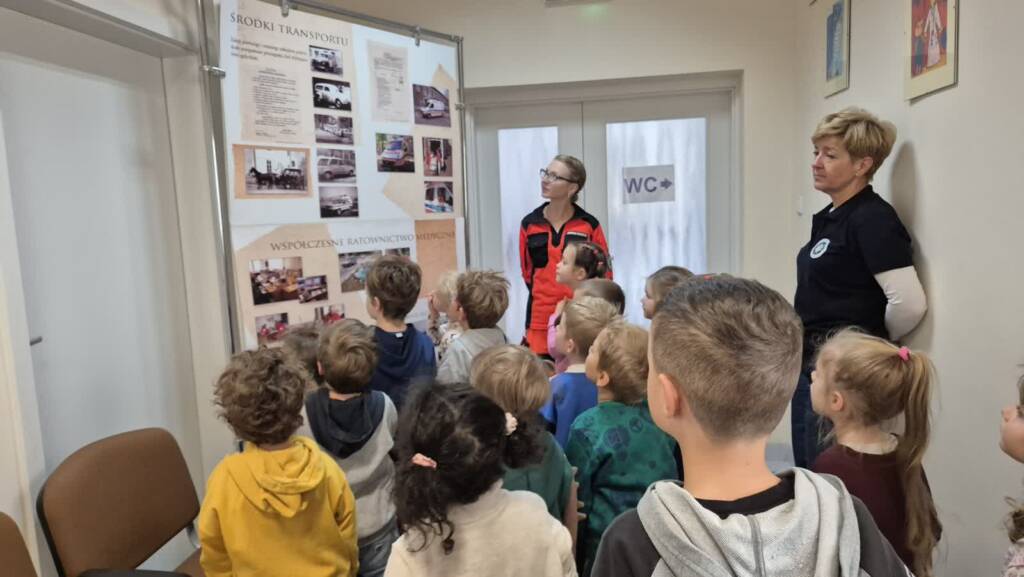 Najmłodsi mieszkańcy Lublina poznawali tajniki pracy ratownika medycznego 1 EAttachments90121918c4a58f0895d40b17ab21081b791cc23 xl