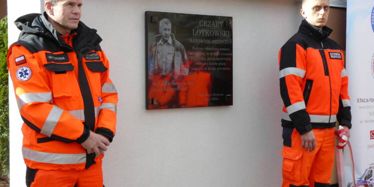 EAttachments9012724ef052c29e652eace3bdc60dcc58fa18c