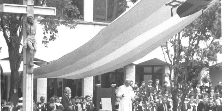 Człowiek, którego bali się komuniści. 47. rocznica wyboru Jana Pawła II na papieża 1 EAttachments90180672de40e0d504f583cda7465979f958a98 xl