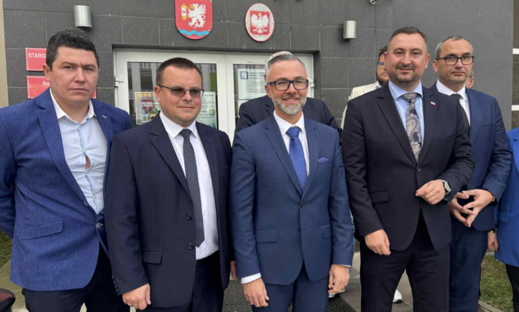 EAttachments9019047f4a7d885edeedc13ed6b834d4f54933c xl