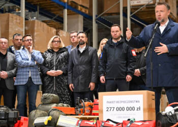 EAttachments9021019cec9f3e109386e8a2174c6a6476e62e0 xl