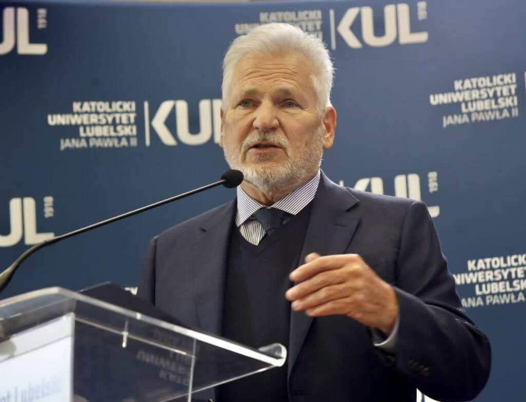 EAttachments9022697a2f36ed97538b1ebbb758f020c2e2200 xl