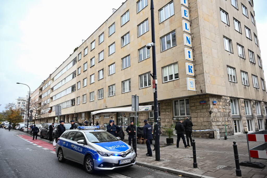 EAttachments9025369fd18571e62840f409a7ca02d62867dee xl