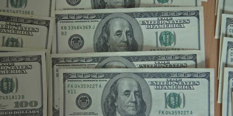 Nielegalnie przewozili pieniądze przez granicę. Mandaty na blisko 130 tys. zł 1 EAttachments90258772ee7374bb179983d21d0d7dc01c3547a