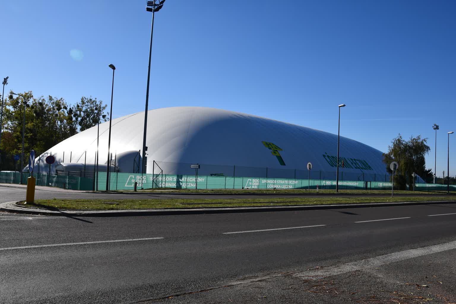 „To inwestycja w młodzież”. Nowe boisko otwarte w Łęcznej [ZDJĘCIA]