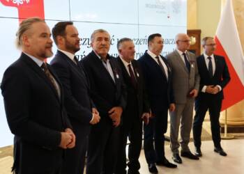 EAttachments9027877334404f3c08d9813a266aabc6cd5a8fc xl