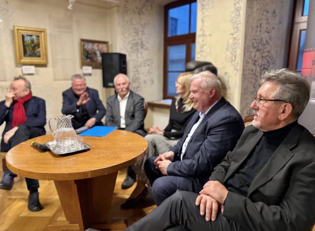 EAttachments9029171daf29fa0211e6efe11199e558d289fd7 xl