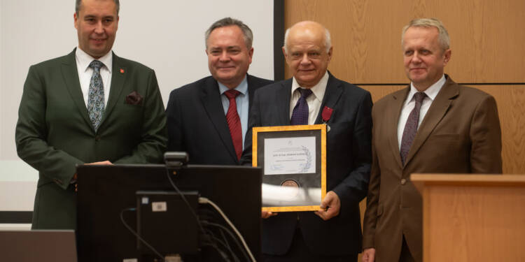 "Lubelszczyzna w badaniach historycznych i regionalistycznych". Konferencja na KUL 1 EAttachments903100800d9c74c2802c86f2c25d6d4a7c2c02d xl