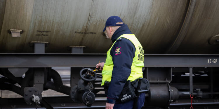 EAttachments9032032cfee2648b92c0fbc099b176897f6d8f3 xl