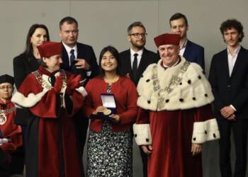 EAttachments9032857f693346fcad2f217d47fa9c93c18304a xl