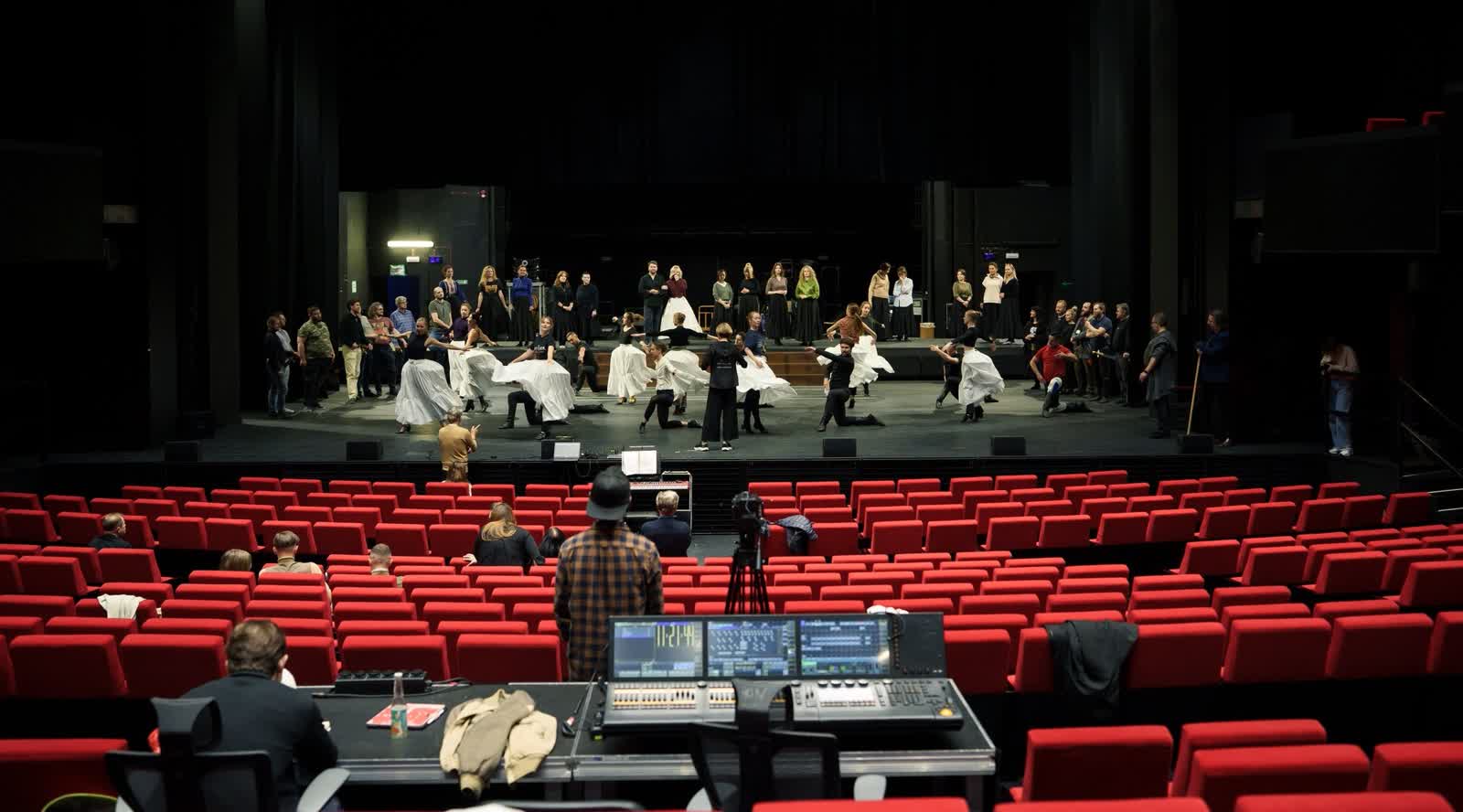 Ostatnie chwile przed premierą. „Halka” na lubelskiej scenie