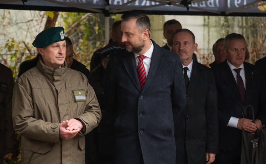 EAttachments9035392c11eceba1c7f48633abb34ad9a7f83a0 xl