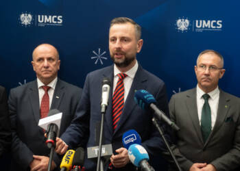 EAttachments90355343e05058704aa7d181fc56992079e7bfd xl