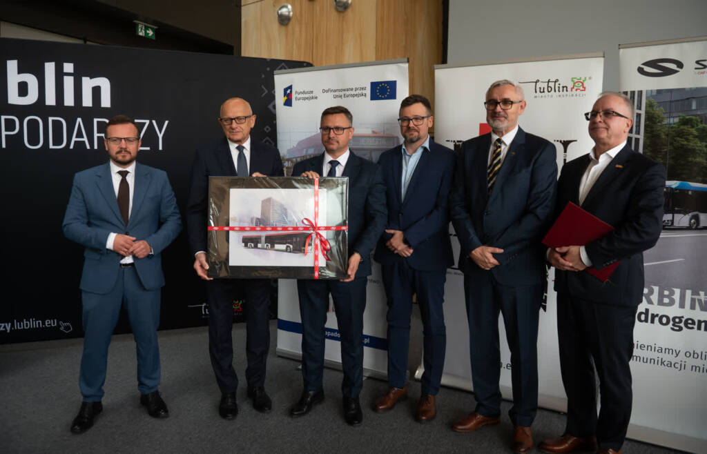 Hybrydowe autobusy powiększą lubelski tabor. Dziś kolejna umowa 3 EAttachments903987503332bd88c4053129627f7069b69a711 xl