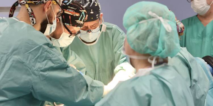 Rekonstrukcja piersi z tkanek własnych. Lubelski zespół przeprowadził innowacyjny zabieg 1 EAttachments904009336af38459f001198ea2059042ba0ff54 xl