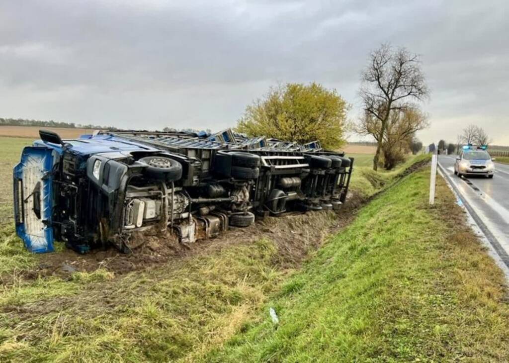 EAttachments90431293959b6230d4aa1d10247457f65ac60a4 xl