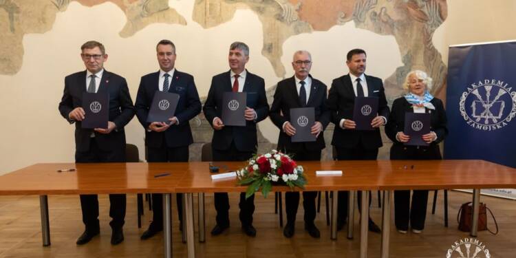 30.10.2025 Gorąca linia Radia Lublin 1 EAttachments9043883141a26fad108945d5c25b436a5e2a84c xl