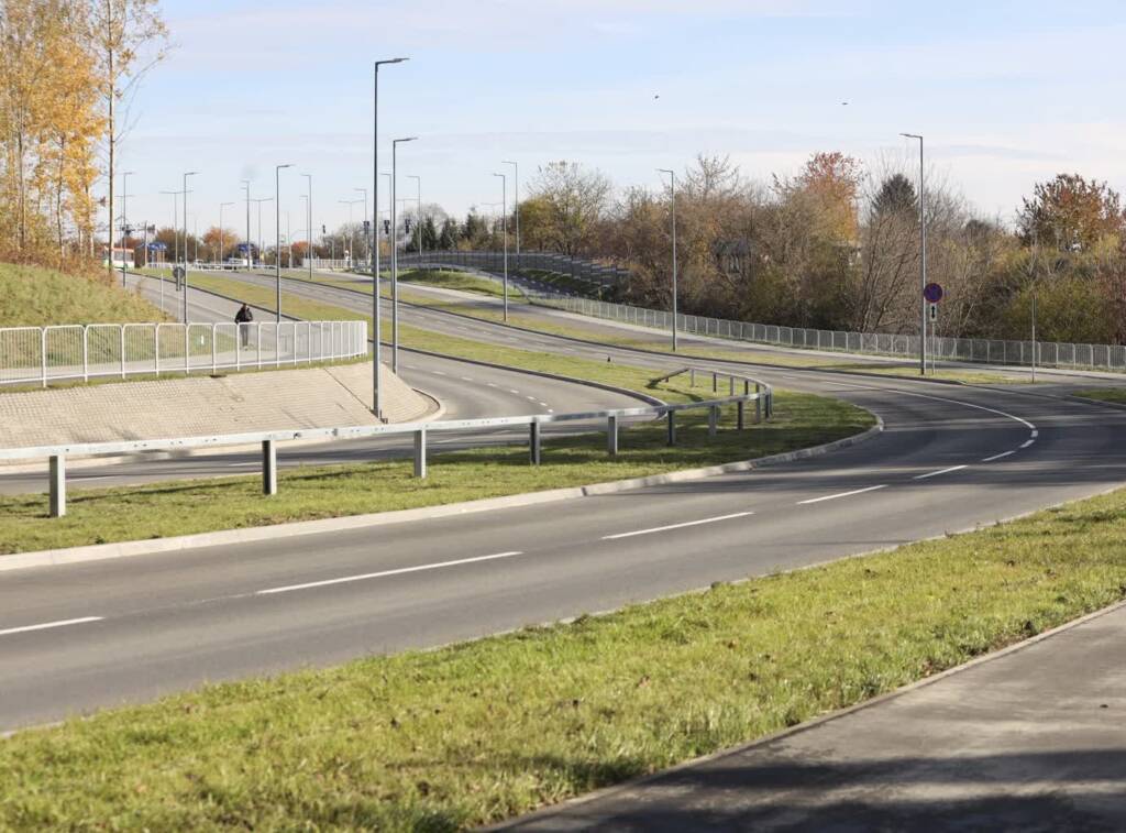 EAttachments9046367b1f7282f984fd3a8a88ed3e659c5bdf5 xl